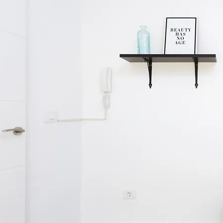 Home2book Stylish & Bright Apt, Cruz Center Apartment
