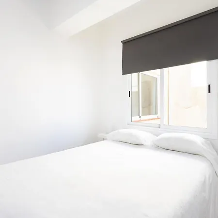 Apartment Home2book Stylish & Bright Apt, Cruz Center