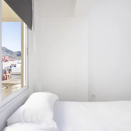 Home2book Stylish & Bright Apt, Cruz Center Apartment