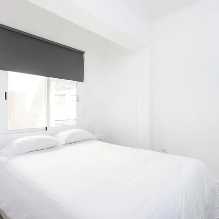 Home2book Stylish & Bright Apt, Cruz Center Apartment